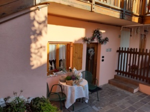 casa-bernardi-esterno-affitto-montagnaga